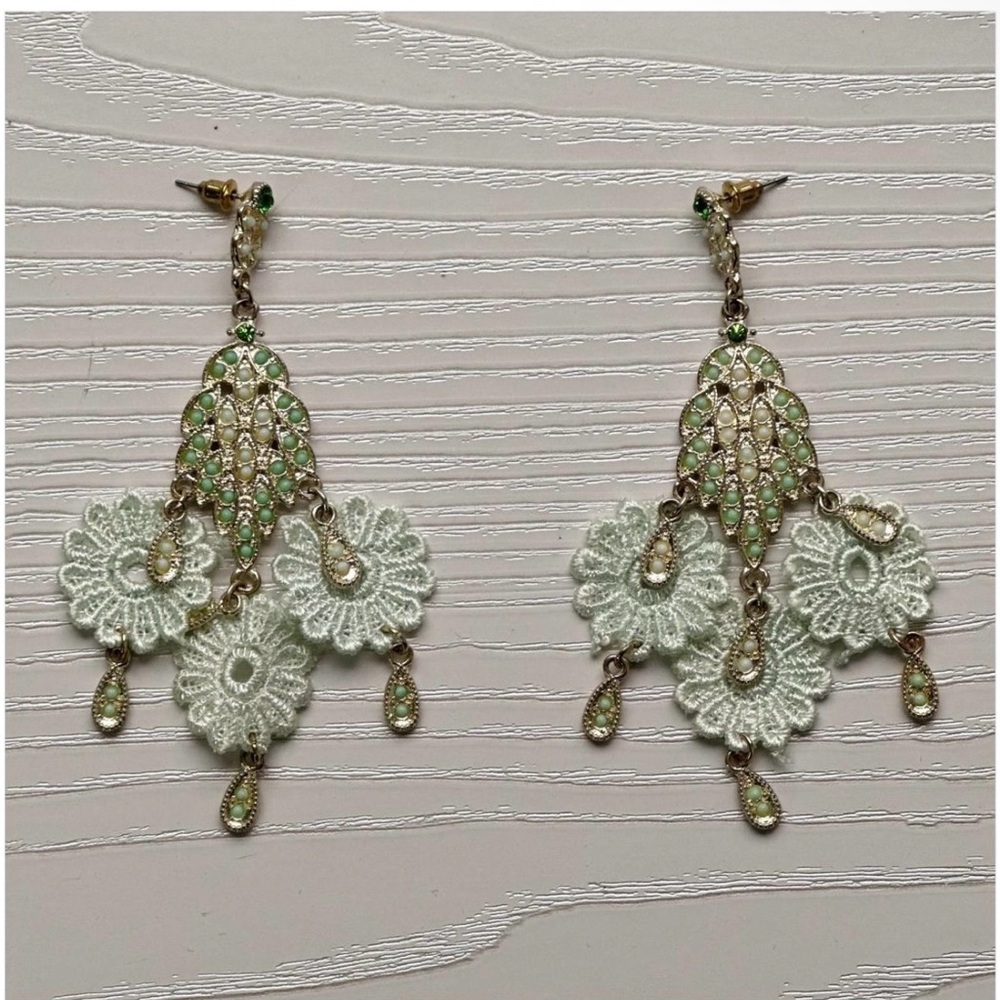 Elegant And Extravagant Western Dune Style Earrings